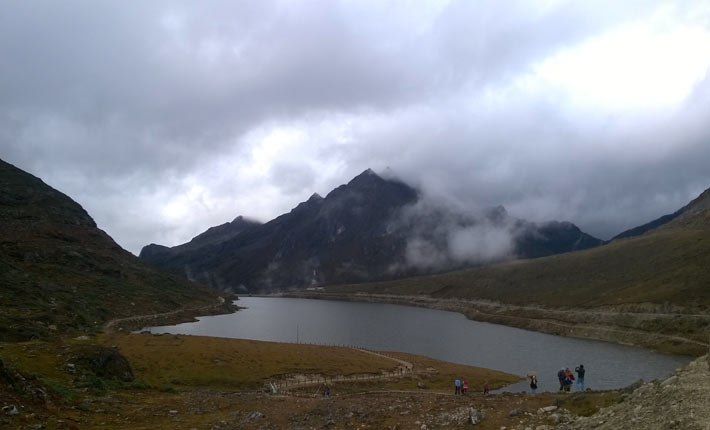 sela lake in arunachal pradesh